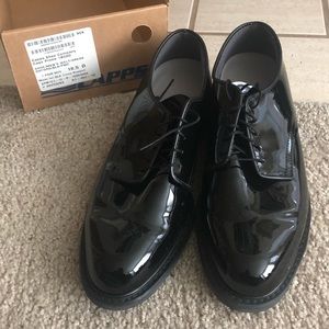 Capps Men's Black 10.5 D Patent Dress Shoes.